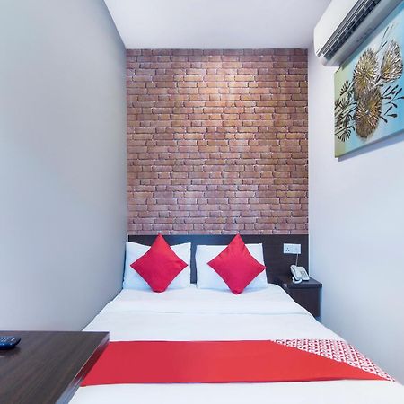 Oyo 876 Hotel Sanctuary Petaling Jaya Exterior photo